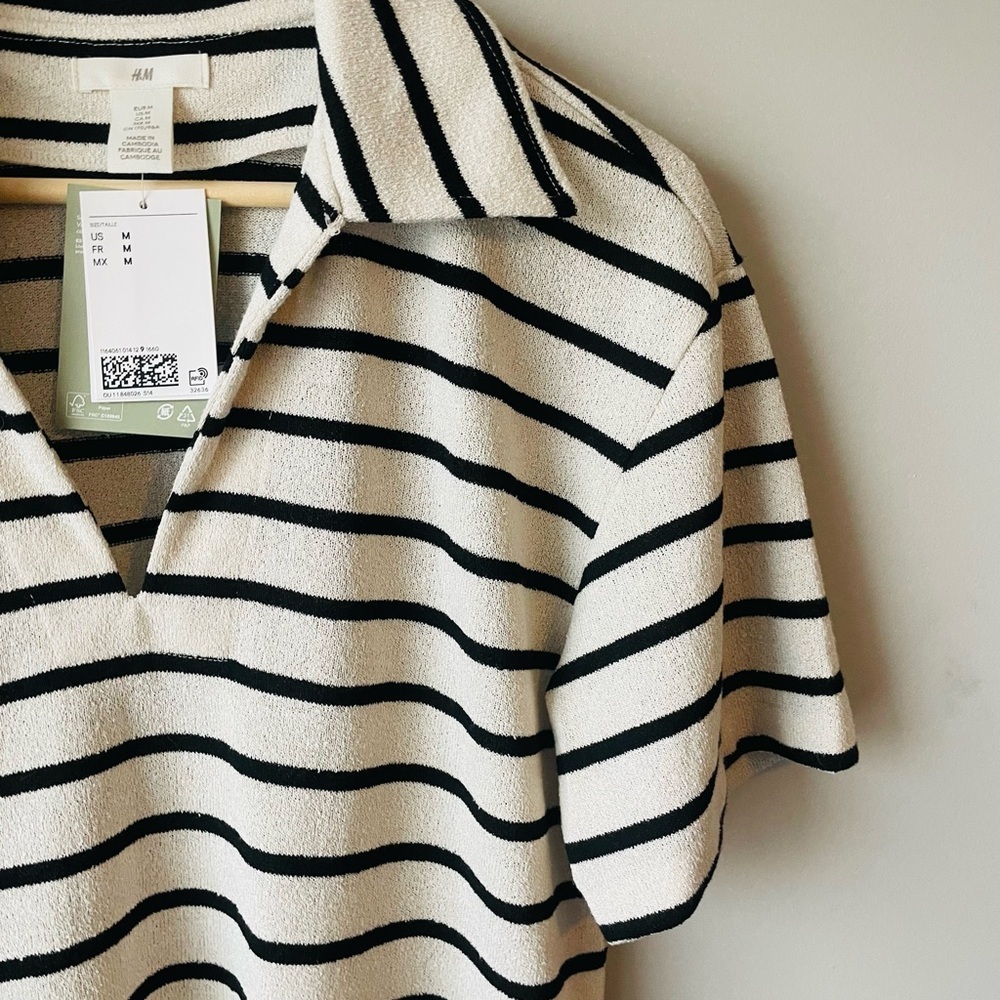 H&M Black and White Striped Polo NWT - Picture 2 of 6